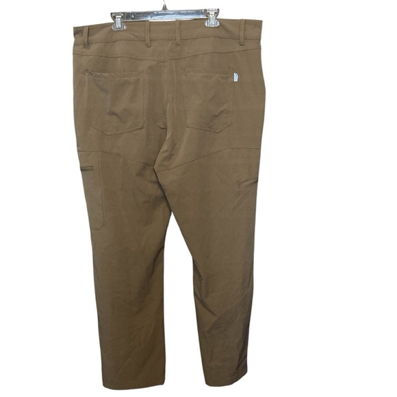 Magellan Outdoors Classic Fit Moisture Wicking Men's Tan Pants - Picture 2 of 12